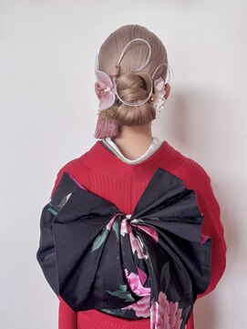 エム インターナショナル 春日部本店(EMU international) タイトシニヨン/振袖ヘア/成人式/前撮り