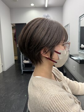 バレ(BALE) 丸みショートカット