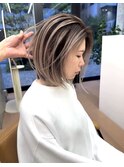 前下がりボブ　海外風シャドールーツ