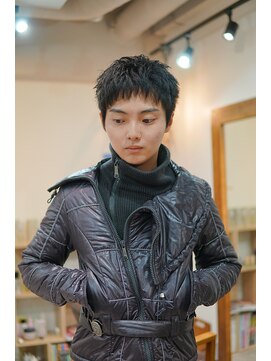 ネイヴィル(navile) 刈り上げ×ダウンバングショート