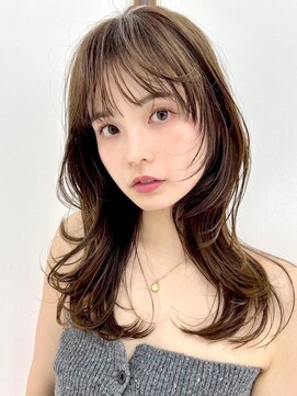 ミラバイグリーン(Mira by green) セミロング/レイヤー/ハッシュカット