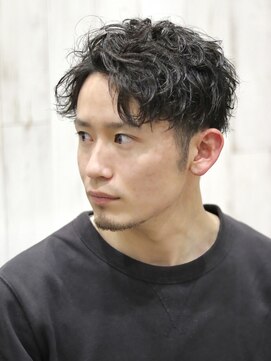 ヘアーアンドグルーミング ヨシザワインク(HAIR&GROOMING YOSHIZAWA Inc.) スパイラルパーマツーブロックセンターパート爽やか束感バーバー