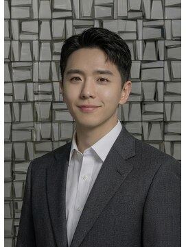 ツーブロック/韓国風メンズビジネススタイル