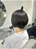 乾かすだけでまとまるショートボブ