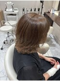 ブラウンベージュ