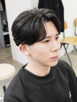 ベモ(NVEMO)&nbsp;メンズニュアンスパーマフェザーパーマセンターパート