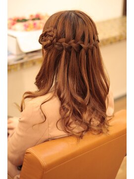 レアリス ヘアーデザイン(REALIS hair design) ウェディングウォーターフォール