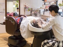 チアー ヘアリラクゼーション(cheer HAIRRELAXATION)の雰囲気（場所を移動せずカット&シャンプーができる☆[白髪染め/縮毛矯正]）