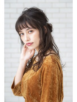 クロエ 恵比寿(Cloe) ルーズお団子アレンジ