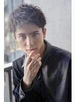 サングース(Sungoose)&nbsp;★短髪パーマプラチナアッシュブルーグレージュ