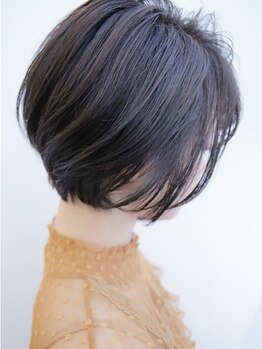 ヘアーアンドスパ ナトゥーラ 新札幌店(Natura)の写真/年末キャンペーン開催中♪隠さず活かすグレイカラー☆いくつになっても髪色を楽しめる喜び♪白髪ぼかしも◎