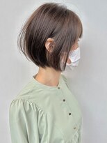 ステアケース 武蔵小杉店(stair:case)&nbsp;大人かわいい丸みショートボブ耳かけ前髪あり前下がりボブ