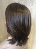 細かいハイライトを入れたくびれヘア♪
