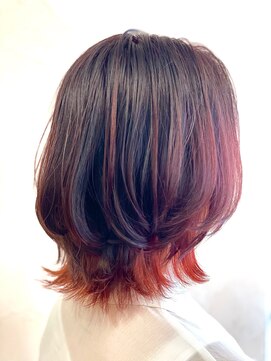 アウル(Owl) インナーカラーウルフボブ