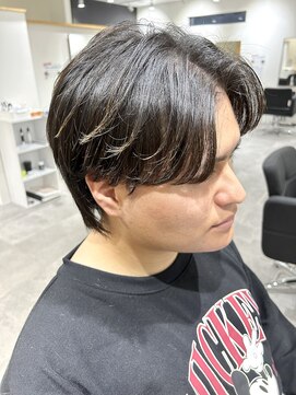 ヒュイル バイ ニアウ(Hwyl by Niau) メンズマッシュセンターパートスパイラルパーマニュアンスパーマ