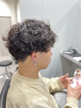 トクテ 吉祥寺(tokute) コンマヘア/アップバング/ツーブロック/パーマ/刈り上げ/TOKIO