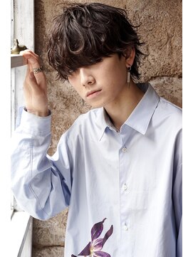 カライングドゥ(ing deux) スーツ短髪ツーブロック束感モテる黒髪シークレットパーマ流行