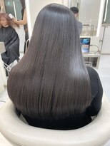ピュクシス(pyxis) ロングレングスで髪質改善ストレート