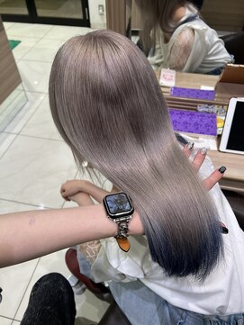 アッシュ 笹塚店(Ash) シルバーグレージュ/エンドカラー/ブルーカラー