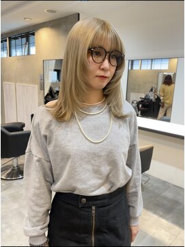 ユニコ(unico) レイヤーカット/顔まわりカット/ダブルカラー