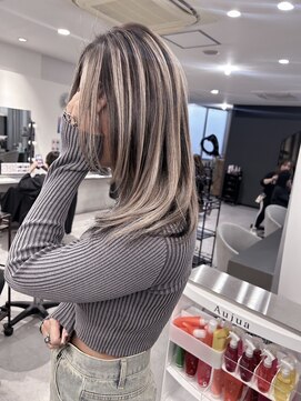 キング 梅田(K!ng) 縮毛矯正髪質改善ハイライトレイヤーカット梅田美容室エクステ