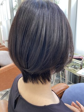 リュドール 一宮(Rue D'or) グラデーションボブ