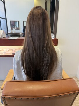マーリャヘアー(mallia hair) レイヤースタイルレイヤーカットロングレイヤー小顔スタイル