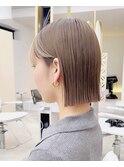 あご下1センチ切りっぱなしボブ