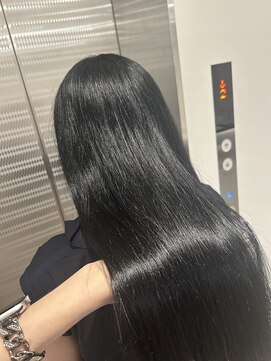 シェノン フェム 名古屋 名駅店(CHAINON×FeM#) ブルーブラック/名古屋/髪質改善/レイヤーカット