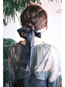 ジーン カットクラブ レディース(GENE CUTCLUB Lady's) 大人シニヨンリボンアレンジ