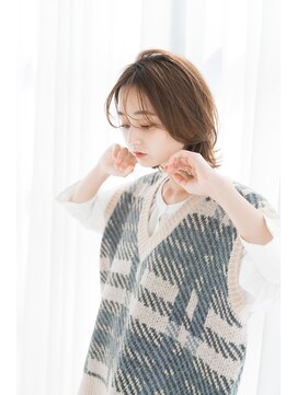 半個室シェアサロン Henry【アンリ】【3月1日オープン（予定）】 ヘルシー&ガーリーの絶妙バランス☆リラクシーSラインボブ