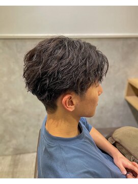 ロッカ(ROCCA) こなれ束感ショート