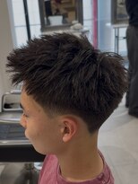 グルーマーズクレッジ 渋谷店(GROOMER/S CREDGE) men's/メンズ/刈り上げセンターパート/フェザーパーマ/渋谷