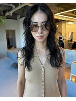 ラジ キタハマ(Laji kitahama) ラフなロングパーマ