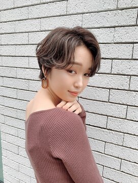 レーヴバイロンド 仙台(Reve by Lond) センターパートで大人見え 高再現性ショート