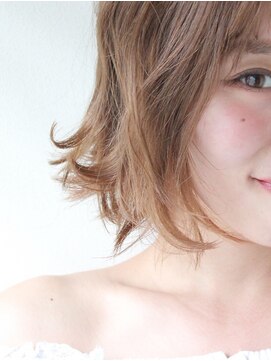 リブ(Live) HOGO水ハイ透明感カラー☆ラベンダーアッシュ外ハネ3(久米川)