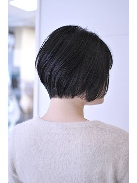 ブレイズ ザ サロン(BLAZE THE SALON) お手入れ簡単☆高めウェイトの前下がりショート【BLAZE 大庭】