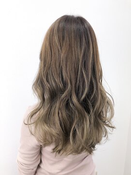 ユラギフロムユイマァル 水島店(YURAGI from YUIMARL) ミルクティーグレージュ_ロング