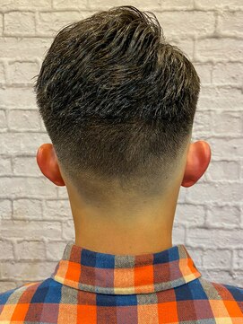 銀座マツナガ 新宿野村ビル店 七三分けスキンフェード