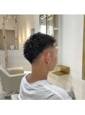 大人気スタイルフェード×黒髪メンズ