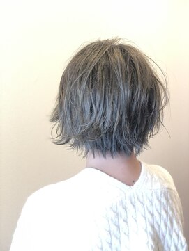 キャルティー(CALTY JAPAN) ショートボブ