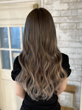 グロウ 恵比寿(grow) ウェーブ巻き/波巻き/エクステ/ハイライト/ベージュ/20代30代