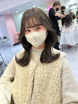 ジーナ 名駅(XENA.) 《xena/中島》ミディアムレイヤー×オリーブベージュ