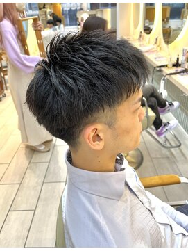 テトラ バイ ネオリーブ 横浜西口店(tetra by neolive) ビジネスヘア アップバングショート