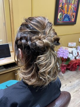 チコ(chico) 編み込みハーフアップ