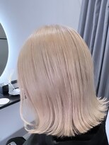 ワンス(once)&nbsp;ホワイトピンクベージュ