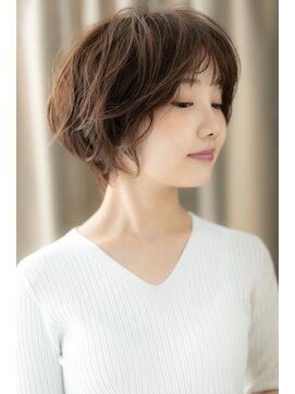 カバーヘア ブリス 戸田公園西口店(COVER HAIR bliss) 前下がり外国人風マニッシュショートTb4戸田公園20代30代40代