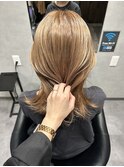 ミルクティーベージュ