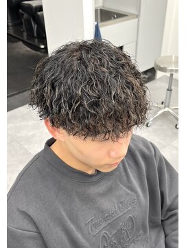 ノイセル 心斎橋(Noisyle) ツイストスパイラルパーマ×前下がりマッシュ×ツーブロ×無造作