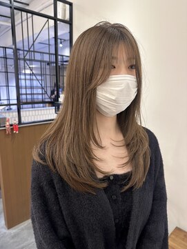 リリアーナ(LILIANA) 池袋 透明感カラー 髪質改善 レイヤー ベージュ♪